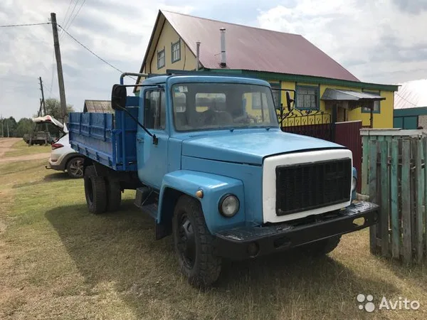 Бортовой грузовик ГАЗ 3307