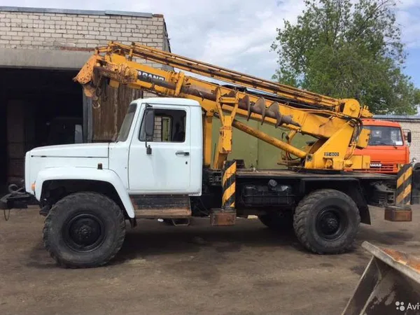 Услуги спецтехники ямобур 4WD