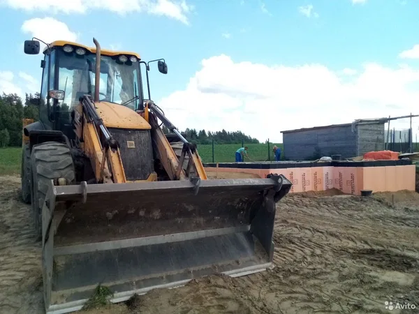 Аренда экскаватор-погрузчик JCB