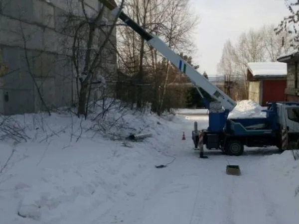 Автовышка 16 метров,реклама,спил деревьев,монтаж