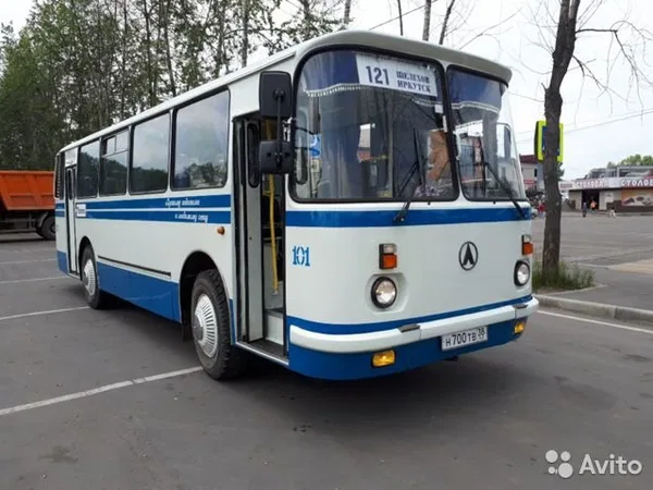 Автобус ЛАЗ 695Н