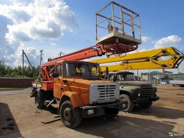 Аренда автовышки. Услуги автовышки. агп. Вышка