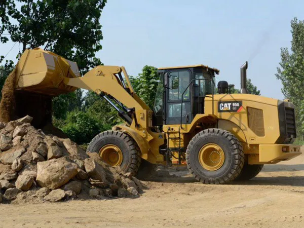 Аренда фронтального погрузчика Caterpillar 950H