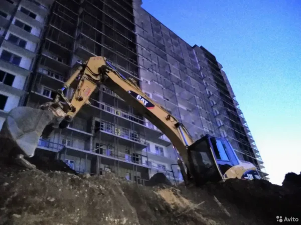 Аренда гусеничного экскаватора Caterpillar 320