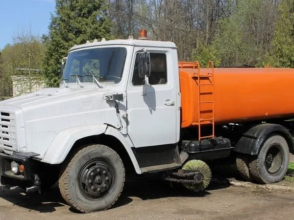 Поливомоечная машина ЗИЛ мдк-433362-03