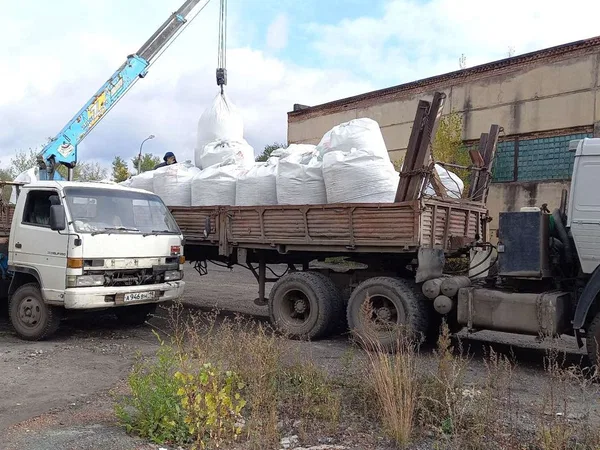 Услуги манипулятора 2.5тн борт 4тн