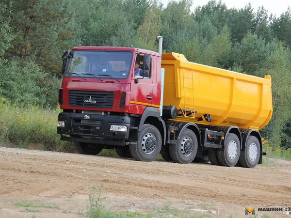 Услуги самосвала 30т, 32 куб.м