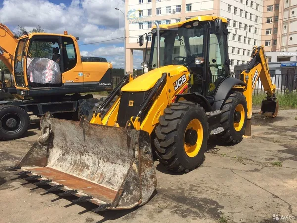 Экскаватор- погрузчик JCB, гидроклин, ямобур