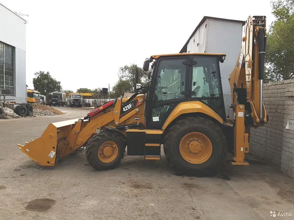 Аренда экскаватора-погрузчика Caterpillar 428