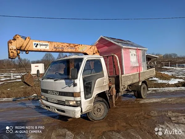 Бортовой грузовик с КМУ ISUZU Elf