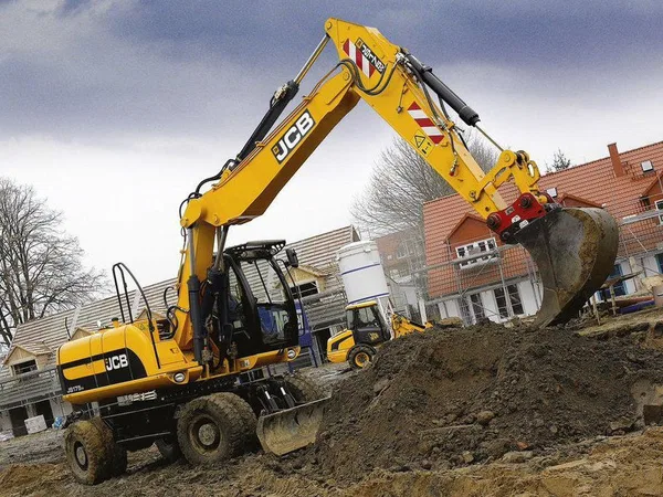 Аренда экскаватора JCB 200