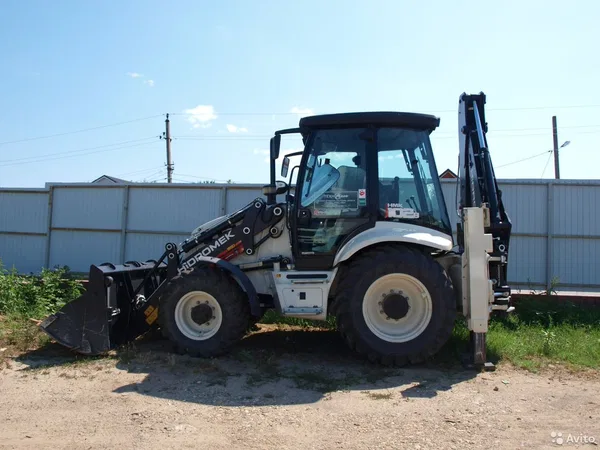 Земляные работы экскаватор-погрузчик Hidromek 102B