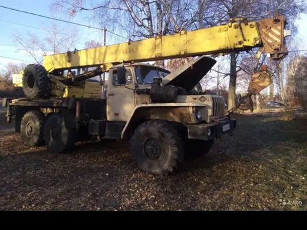Услуги вездехода автокрана, автовышки и манипулято