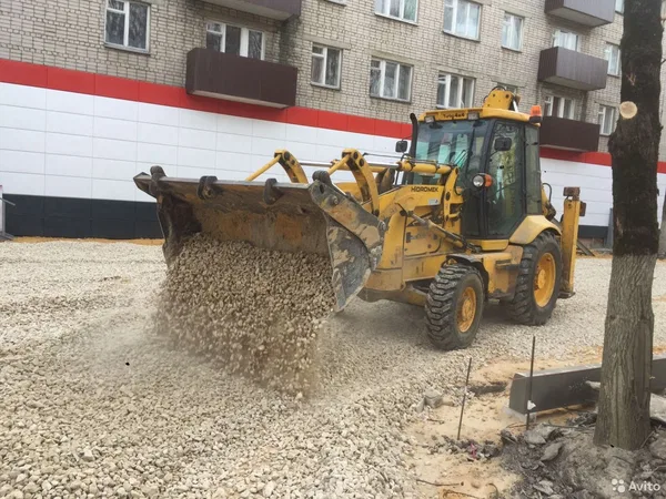 Услуги Экскаватор-погрузчик Трактор бур