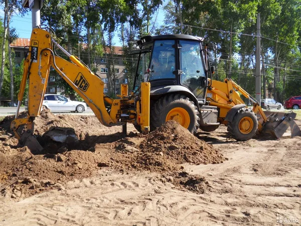 Экскаватор Погрузчик JCB/гидроклин, мтз-82м