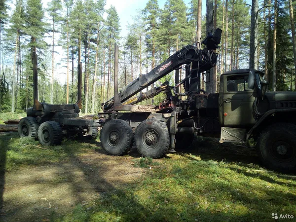 Урал лесовоз