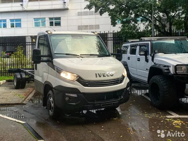 Шасси коммерческого грузовика Iveco Daily 50C15