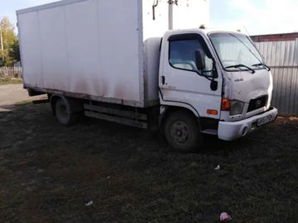 Промтоварный фургон Hyundai HD78