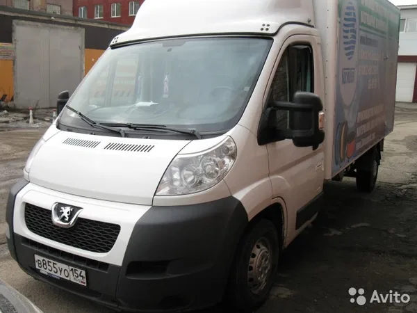 Промтоварный фургон Peugeot Boxer