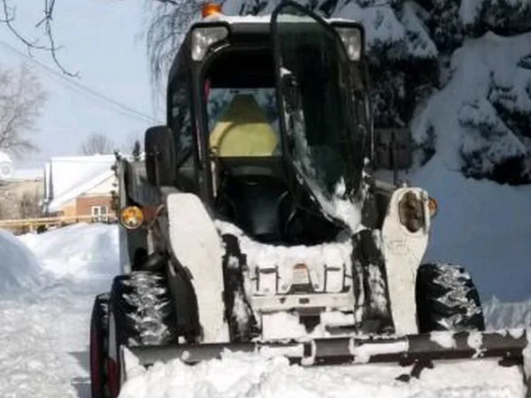 Вывоз снега, чистка снега, bobcat, камаз