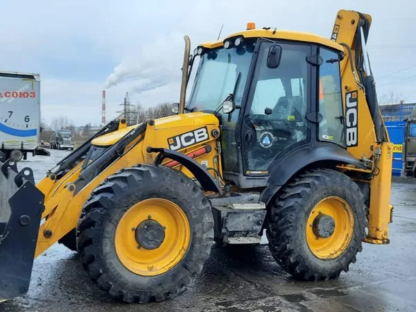 Экскаватор-погрузчик JCB CX4 полнопов. Аренда