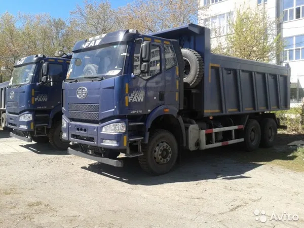 Самосвал FAW J6