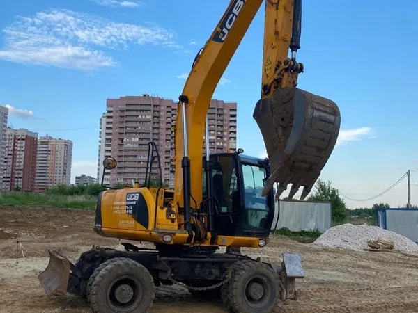 Колесный экскаватор JCB 160W