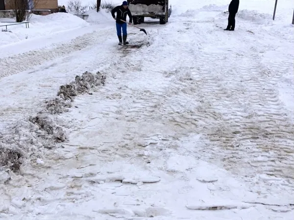 Чистка снега