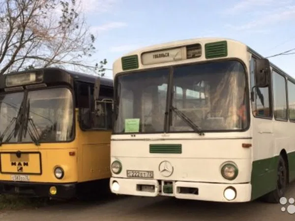Автобус Mercedes-Benz O305