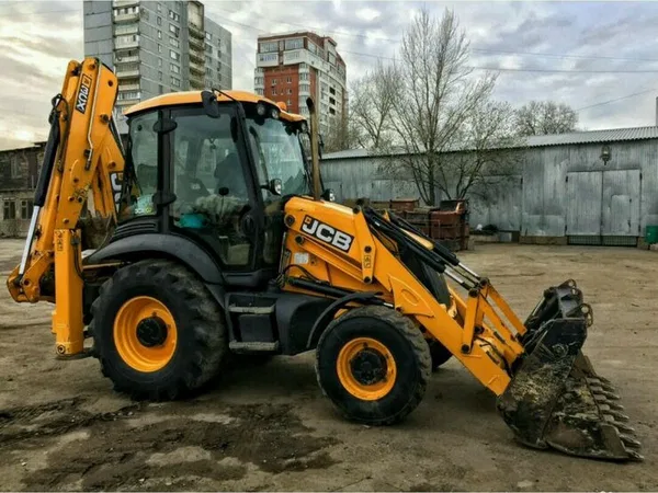 Услуги экскаватора-погрузчика JCB 3cx
