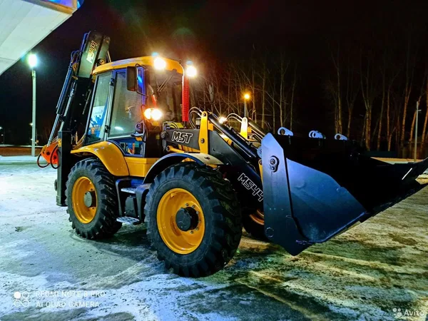 Услуги экскаватора погрузчика MST 544+гидромолот