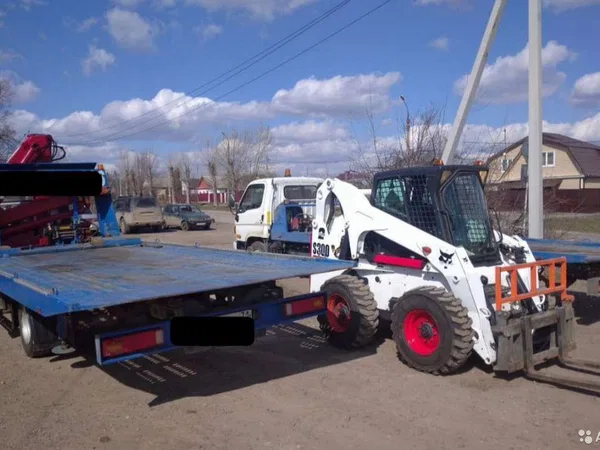 Услуги экскаватора-погрузчика bobcat S300