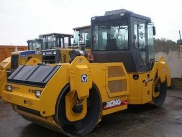 Двухвальцовый каток XCMG XВ111