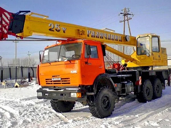 Автокраны 5.25.30.50.70.90 тн
