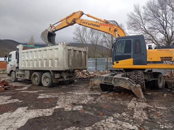 Экскаватор,Самосвал 20м3,Трактор-погрузчик JCB