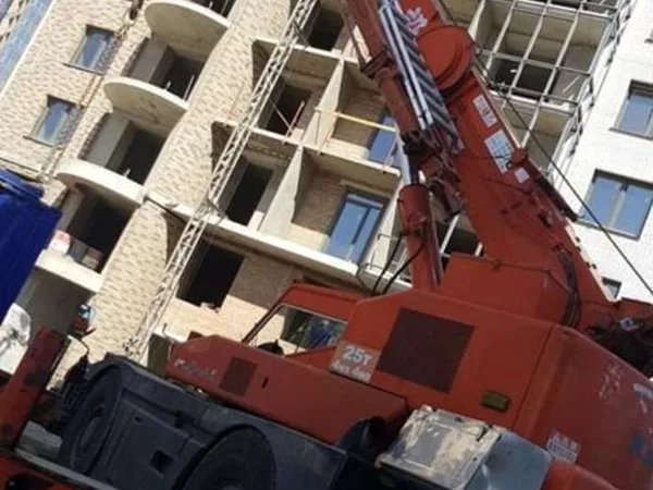 Услуги автокранов 25 и 50 тонн