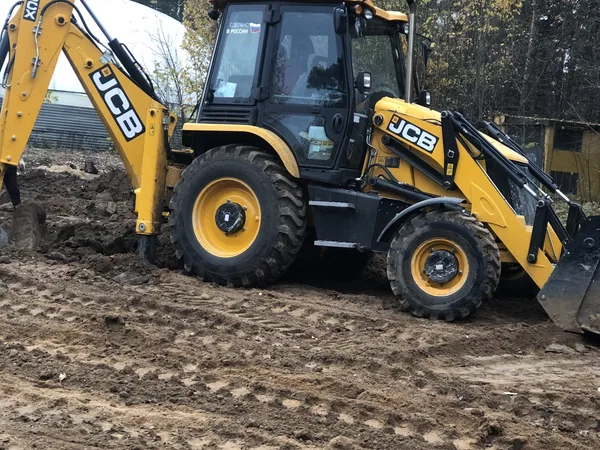 Экскаватор-погрузчик JCB 3cx