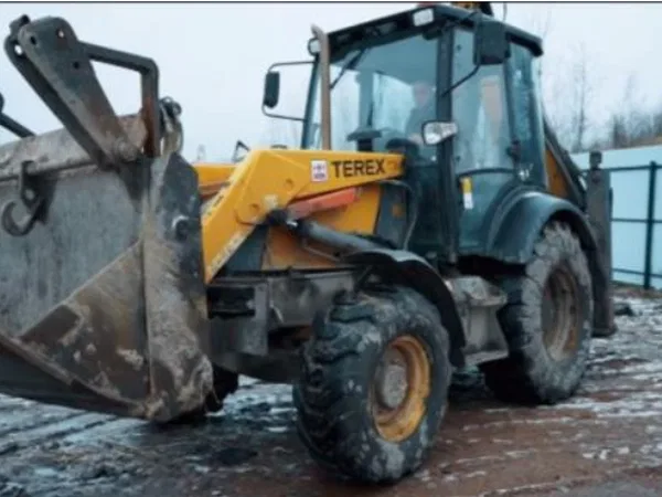 Экскаватор-погрузчик TEREX 860