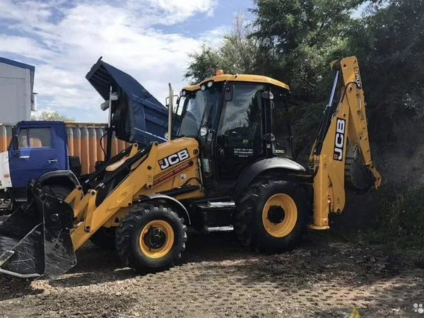 Аренда экскаватор погрузчика JCB