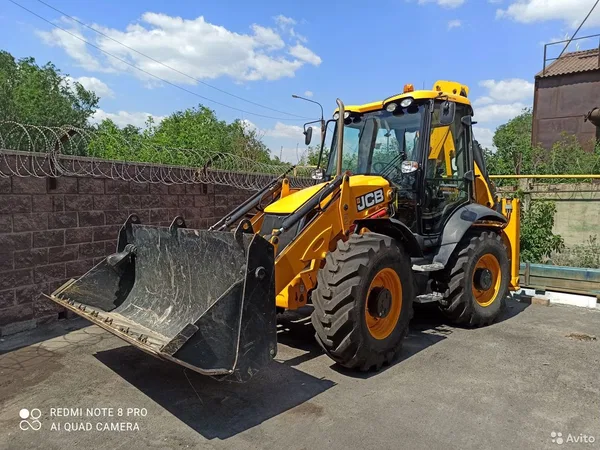 Услуги экскаватора погрузчика JCB 3CX Super