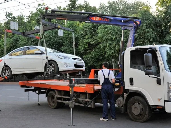 Эвакуатор Экскаватор-погрузчик Камаз Автогрейдер