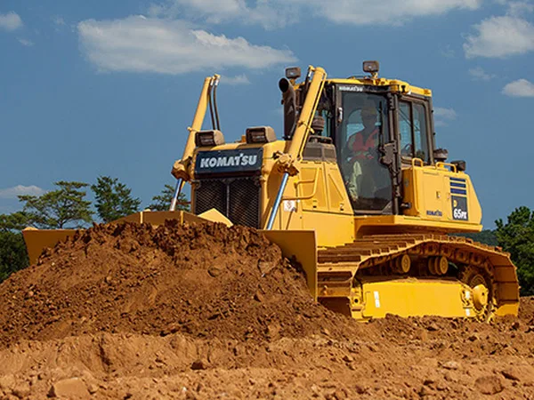 Средний бульдозер Komatsu D65