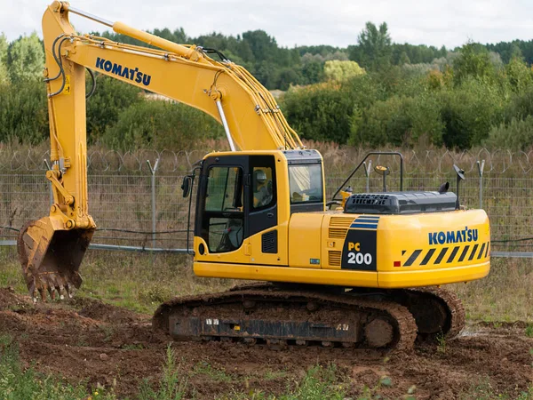 Гусеничный экскаватор Komatsu PC200