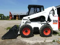 Мини-погрузчик                                                     Bobcat                                                 S250 (S175, S530)