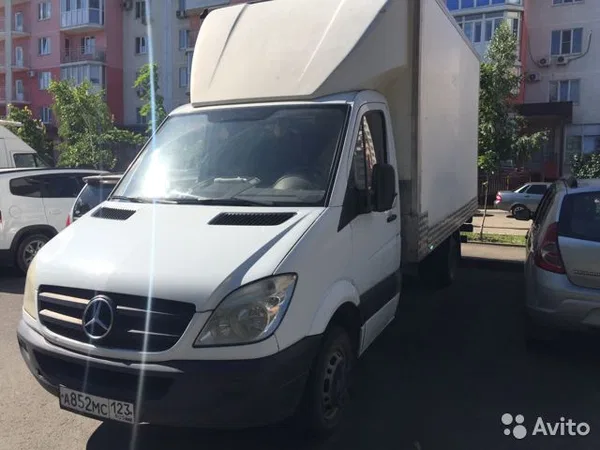 Промтоварный фургон Mercedes-Benz Sprinter