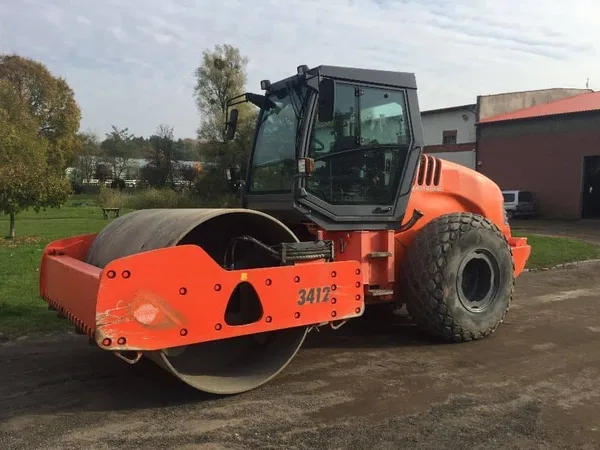 Грунтовый каток BOMAG BW214