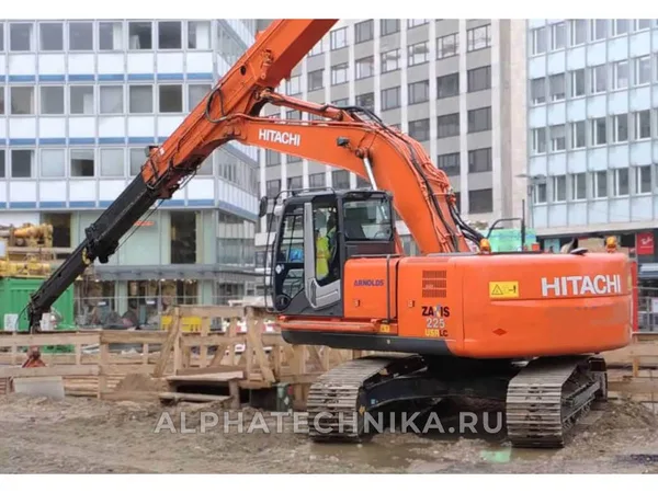 Гусеничный экскаватор Hitachi ZX225USRLC-3 с грейферным ковшом