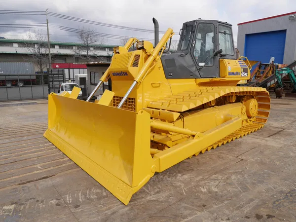 Средний бульдозер Komatsu D65EX-18 Болотоход