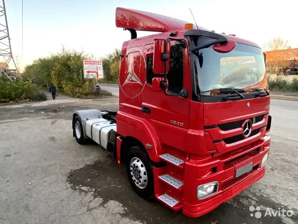 Седельный тягач Mercedes-Benz Axor