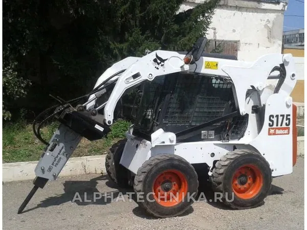 Мини-погрузчик                                                     Bobcat                                                 S175 с гидромолотом